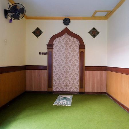Urbanview Hotel Dedy Jaya Brebes Eksteriør billede